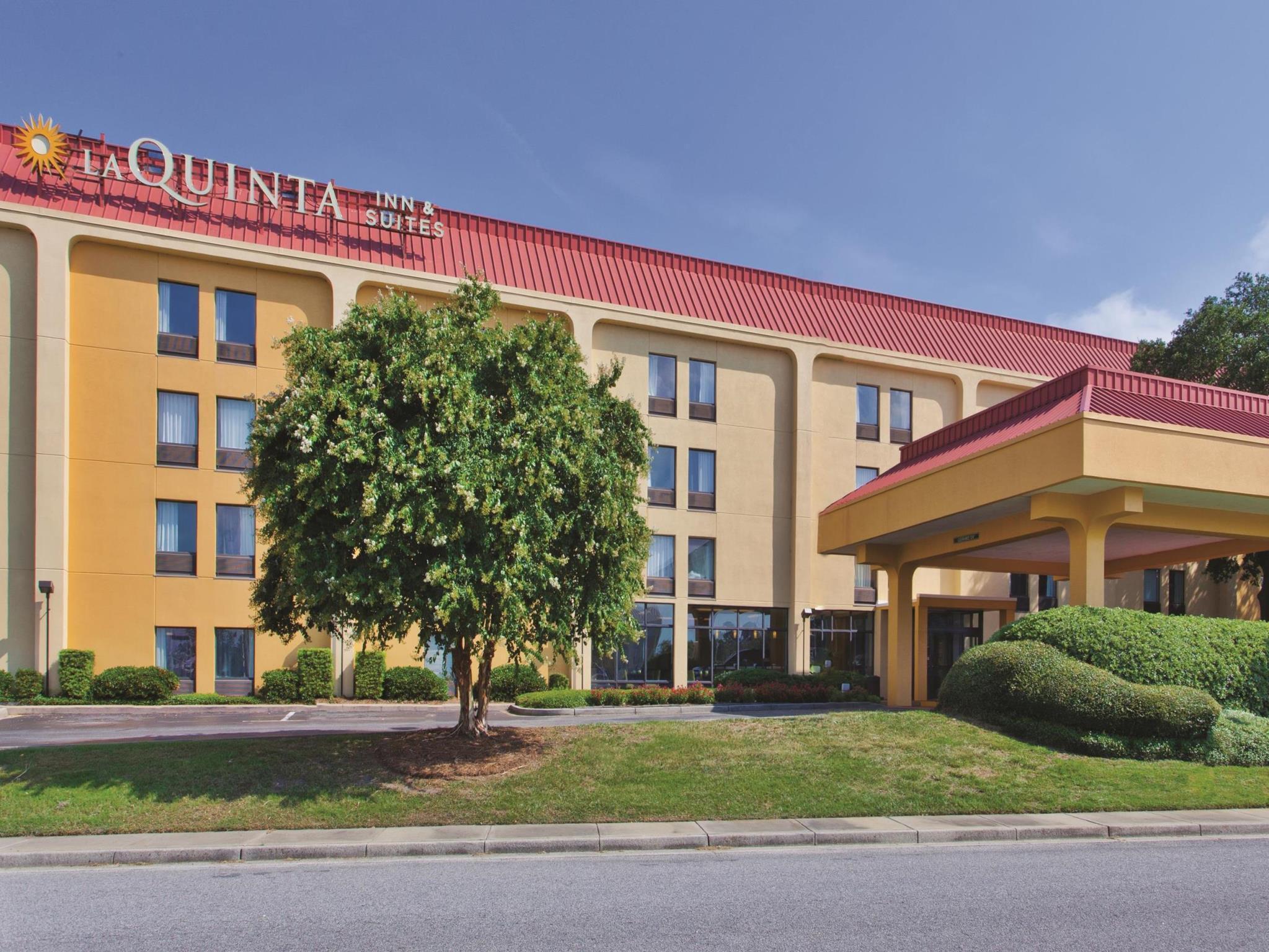 La Quinta By Wyndham Charleston Riverview Exterior photo